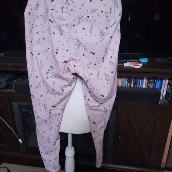 BCBGeneration size Large floral leggings w waist pocket - Picture 2 of 7